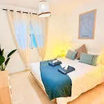 M Mendez 2br Parking Apartment Estepona