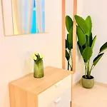 M Mendez 2br Parking *