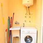 M Mendez 2br Parking Apartment *