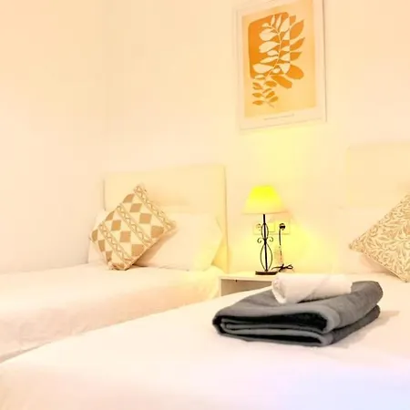 M Mendez 2br Parking Apartamento Estepona