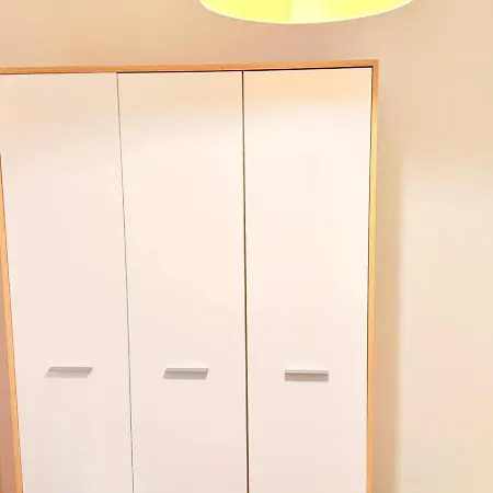 M Mendez 2br Parking