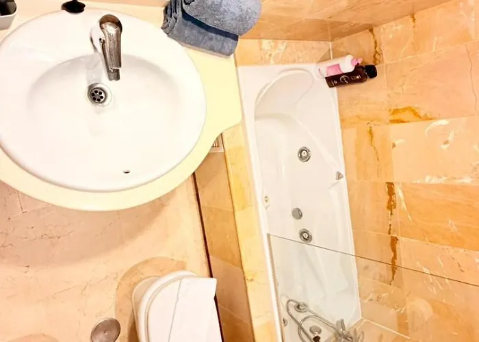 M Mendez 2br Parking Apartamento *